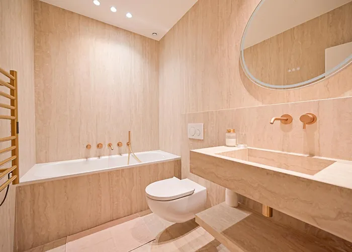 Sumptuous & Serene Parisian Flat *